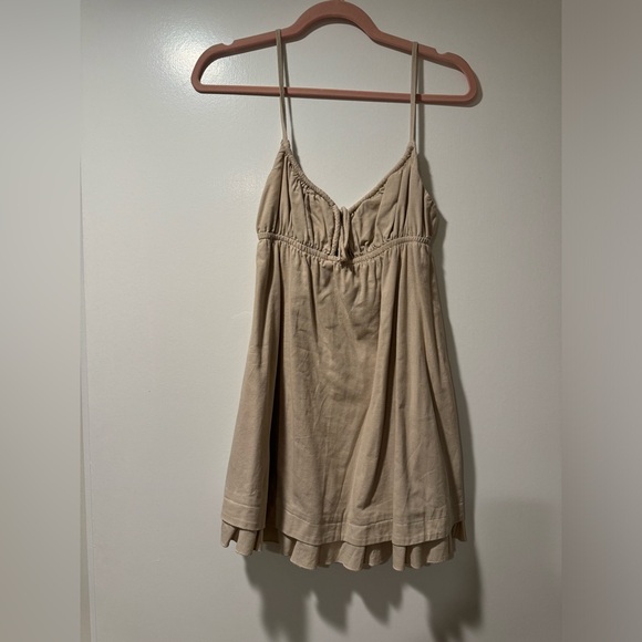 Princess Polly mini dress with pretty detailing ! - Picture 1 of 4